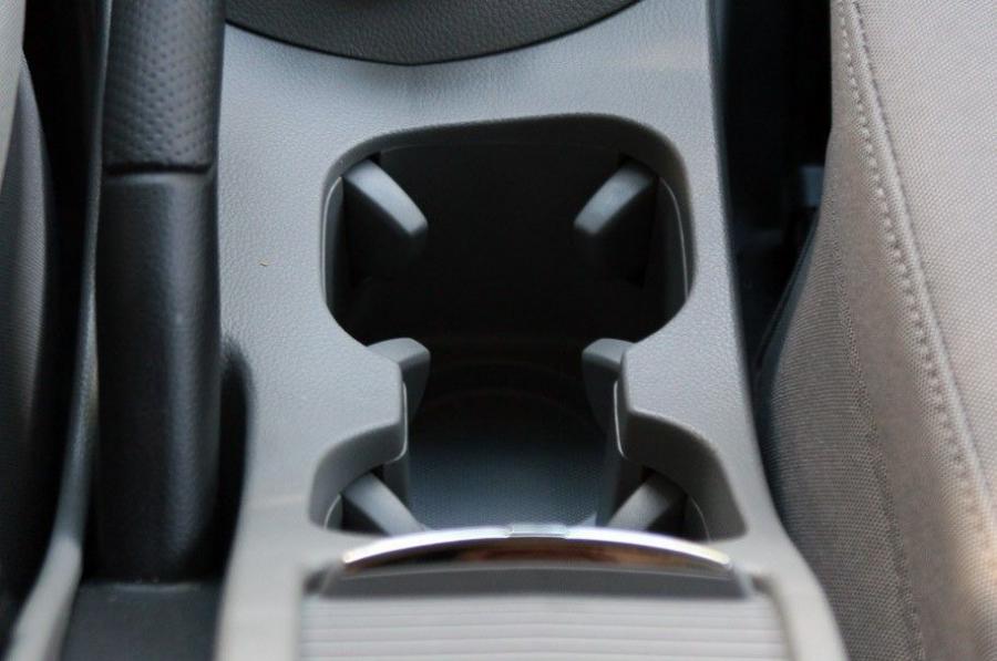  Chevrolet Orlando 2012 года  (фото 20 из 38)